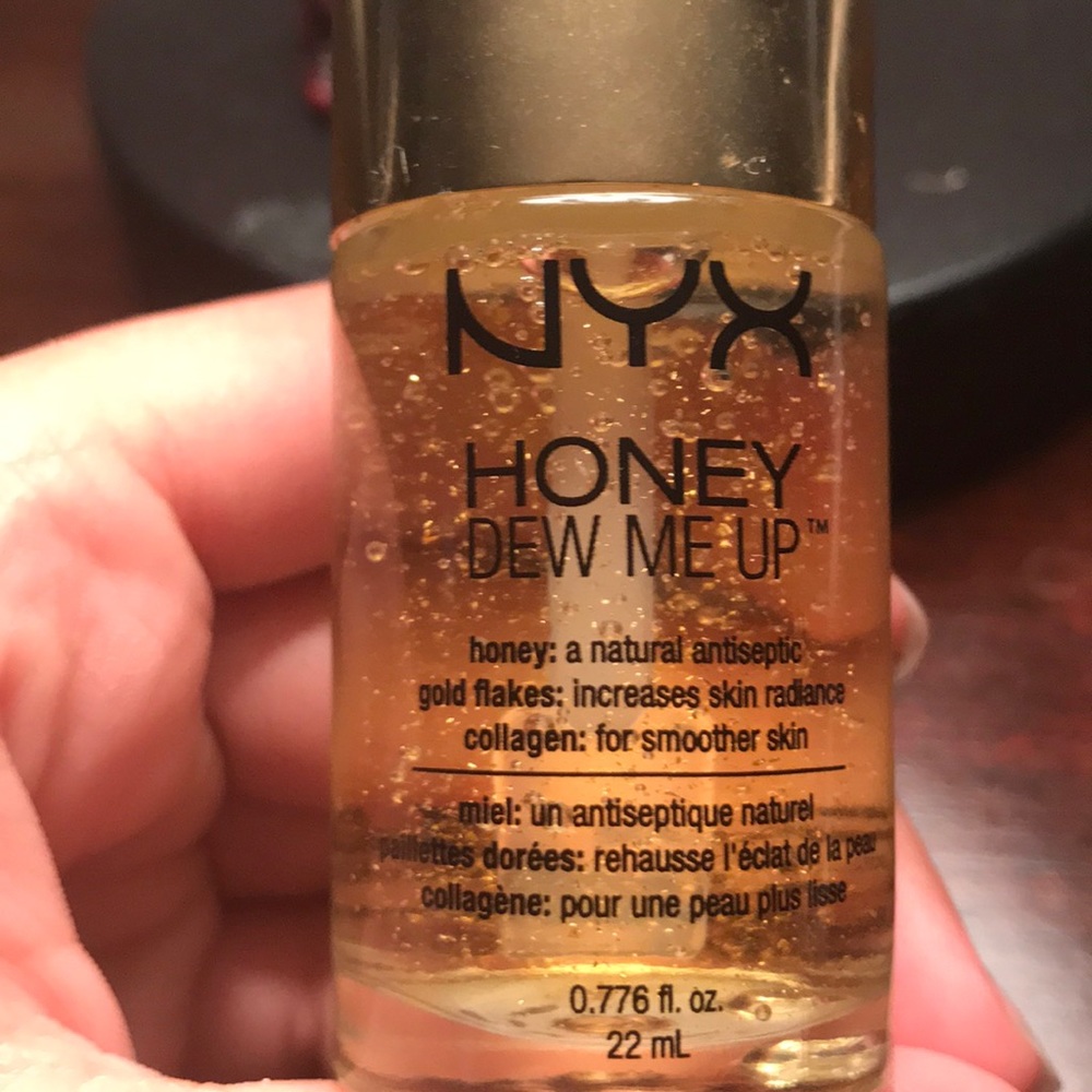 🌟SALE🌟NYX honey dew me up primer